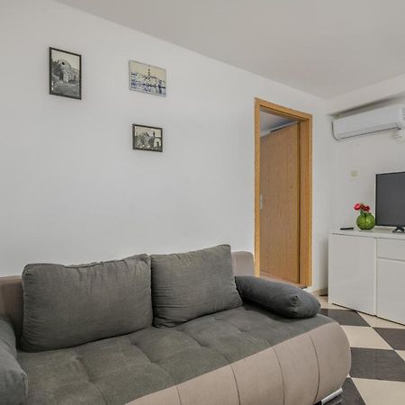 Apartments D クルク エクステリア 写真
